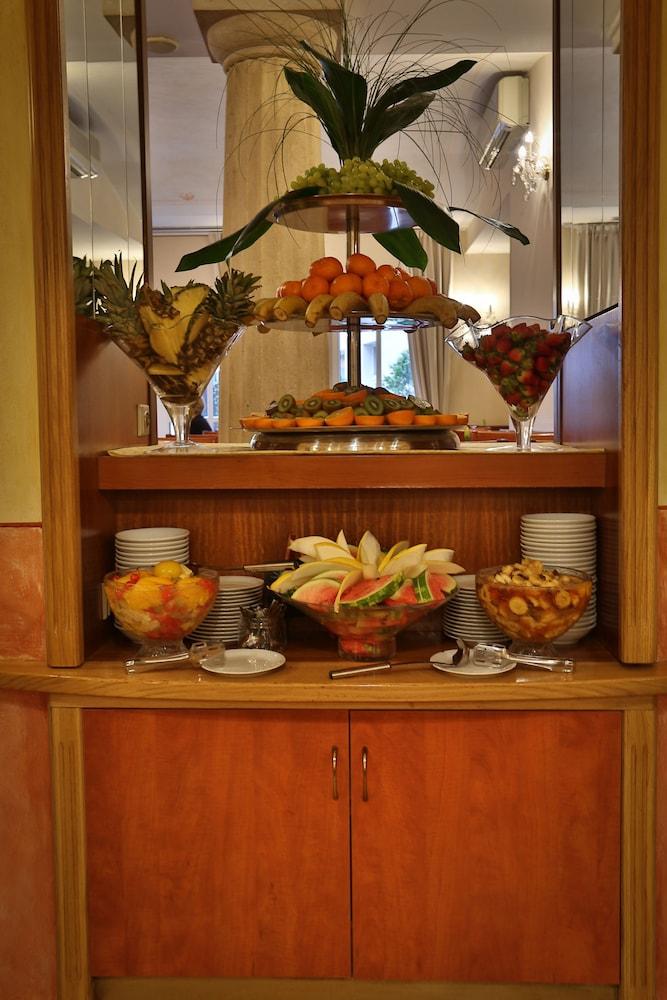 Hotell Meteor Plaza Prag